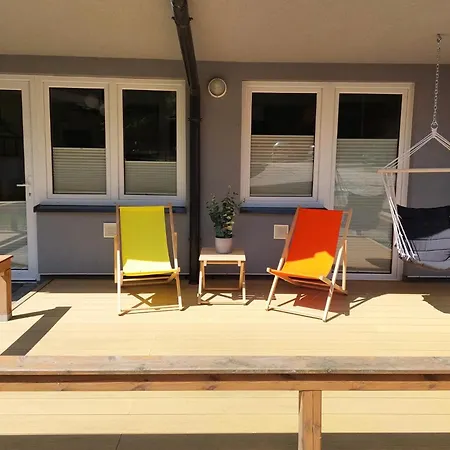 Debina Spot Apartament *